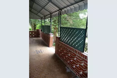 231 Manorhaven Boulevard, Port Washington, NY 11050 - Photo 20