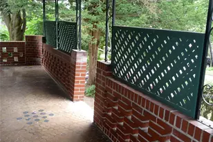 231 Manorhaven Blvd, Port Washington, NY 11050 - Photo 20