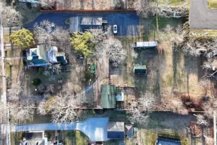 449 Montauk Hwy, East Moriches, NY 11940 - Photo 32