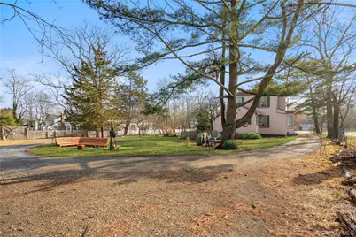 449 Montauk Highway, East Moriches, NY 11940 - Photo 34