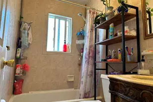 80-29 57th St, Glendale, NY 11385 - Photo 4