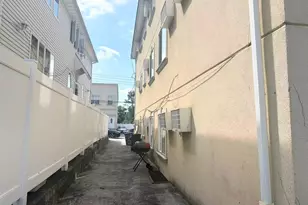 80-29 57th St, Glendale, NY 11385 - Photo 2