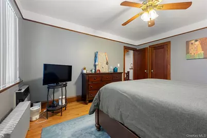 7717 82nd Street, Glendale, NY 11385 - Photo 16