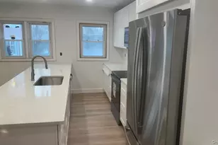 19 Henning Dr, Montrose, NY 10548 - Photo 2