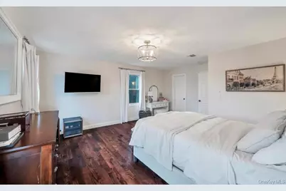 14 W Chestnut Street, Farmingdale, NY 11735 - Photo 14