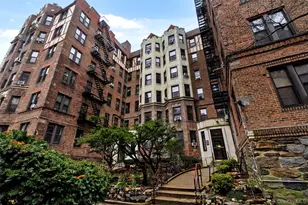 760 Brady Ave, Bronx, NY 10462 - Photo 12