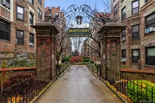 760 Brady Ave, Bronx, NY 10462 - Photo 1