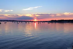 1 Toms Point Ln, Port Washington, NY 11050 - Photo 48