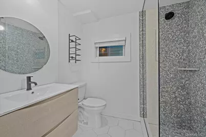 318A Beach 101st Street, Rockaway Park, NY 11694 - Photo 12