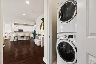 1 Christie Place #402E, Scarsdale, NY 10583 - Photo 22