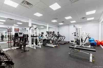 1 Christie Place #402E, Scarsdale, NY 10583 - Photo 24