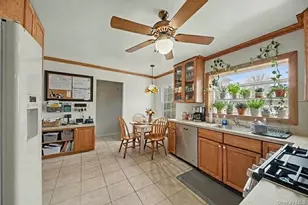 39 Claire Ave, New Rochelle, NY 10804 - Photo 8