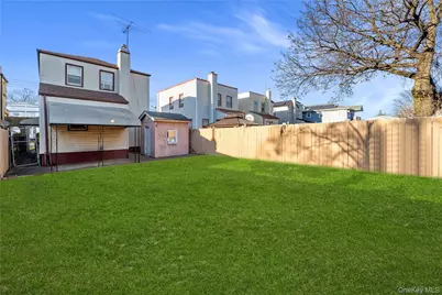 13433 231st Street, Springfield Gardens, NY 11413 - Photo 28