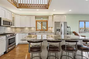 991 W Park Ave, Long Beach, NY 11561 - Photo 6