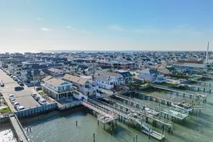 991 W Park Ave, Long Beach, NY 11561 - Photo 42