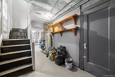 128 Kimball Terrace, Yonkers, NY 10704 - Photo 32