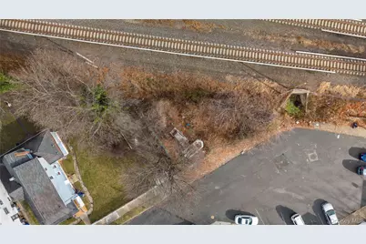 138th Road, Jamaica, NY 11413 - Photo 8