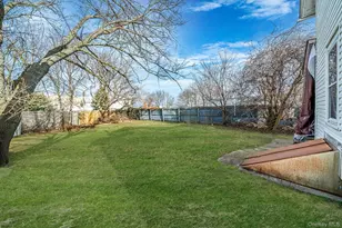 19 Academy St, Patchogue, NY 11772 - Photo 6