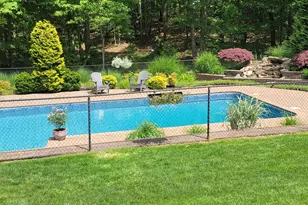 39 Foreston Cir, Manorville, NY 11949 - Photo 46