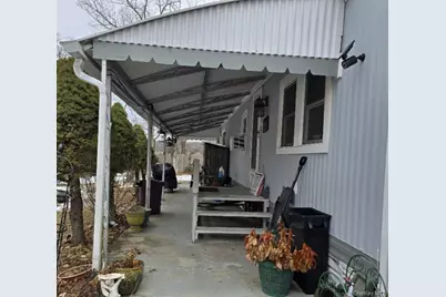 703 Fresh Pond Avenue #175, Calverton, NY 11933 - Photo 4