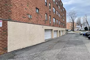 100 Clinton Ave, Mineola, NY 11501 - Photo 4