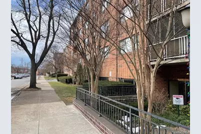 100 Clinton Avenue #4P, Mineola, NY 11501 - Photo 2