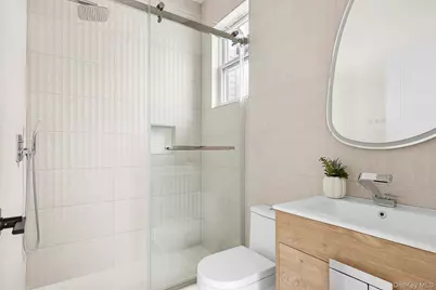 39 Forest Lane, Westbury, NY 11590 - Photo 18