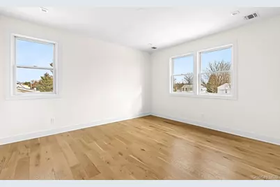 39 Forest Lane, Westbury, NY 11590 - Photo 28