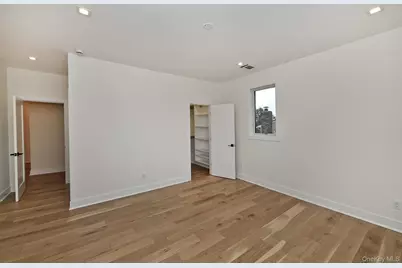 39 Forest Lane, Westbury, NY 11590 - Photo 32