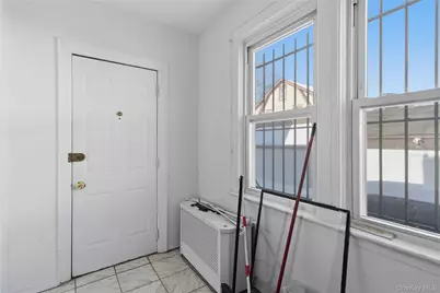 202-07 109th Avenue, Saint Albans, NY 11412 - Photo 14