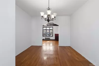 202-07 109th Avenue, Saint Albans, NY 11412 - Photo 8