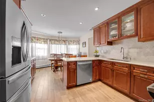 6 Marietta Dr, Westbury, NY 11590 - Photo 6