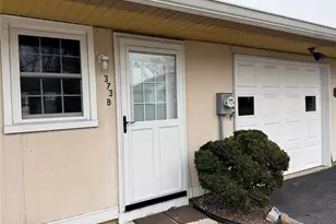 373 Woodbridge Dr, Ridge, NY 11961 - Photo 2