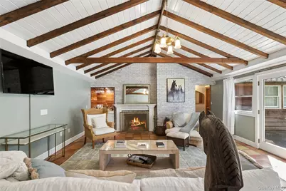 85 Cove Road, Oyster Bay, NY 11771 - Photo 18