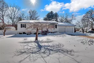 10 Joanna Pl, Port Jefferson Station, NY 11776 - Photo 4