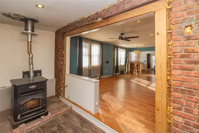 111 N Pierpont Avenue, Newburgh, NY 12550 - Photo 4