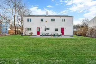 18 Roslyn Ct, Patchogue, NY 11772 - Photo 16