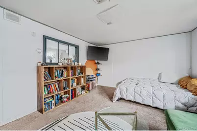 18 Roslyn Court, Patchogue, NY 11772 - Photo 12