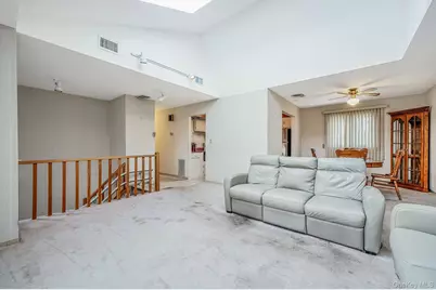 18 Roslyn Court, Patchogue, NY 11772 - Photo 2