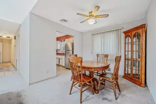 18 Roslyn Ct, Patchogue, NY 11772 - Photo 4