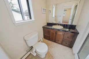 8 Linden St, Selden, NY 11784 - Photo 30