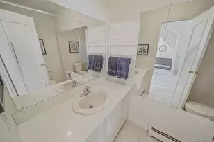 8 Linden St, Selden, NY 11784 - Photo 18