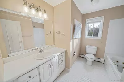 8 Linden Street, Selden, NY 11784 - Photo 26