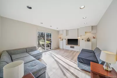 8 Linden Street, Selden, NY 11784 - Photo 14