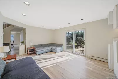 8 Linden Street, Selden, NY 11784 - Photo 16