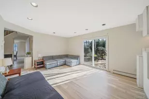 8 Linden St, Selden, NY 11784 - Photo 16