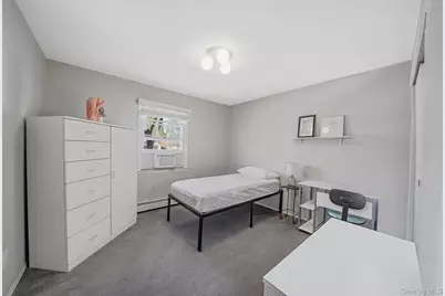 8 Linden Street, Selden, NY 11784 - Photo 32