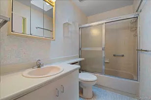 2355 Pershing Blvd, Baldwin, NY 11510 - Photo 20