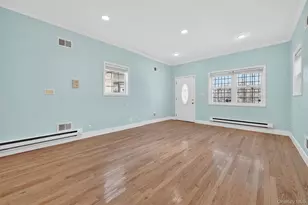 636 Throggs Neck Expressway, Bronx, NY 10465 - Photo 6