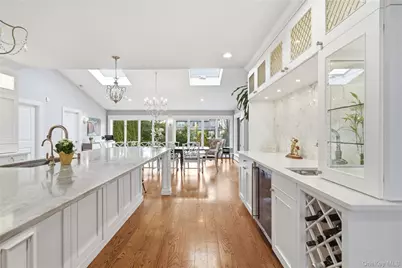 61 Bayview Avenue, Massapequa, NY 11758 - Photo 14